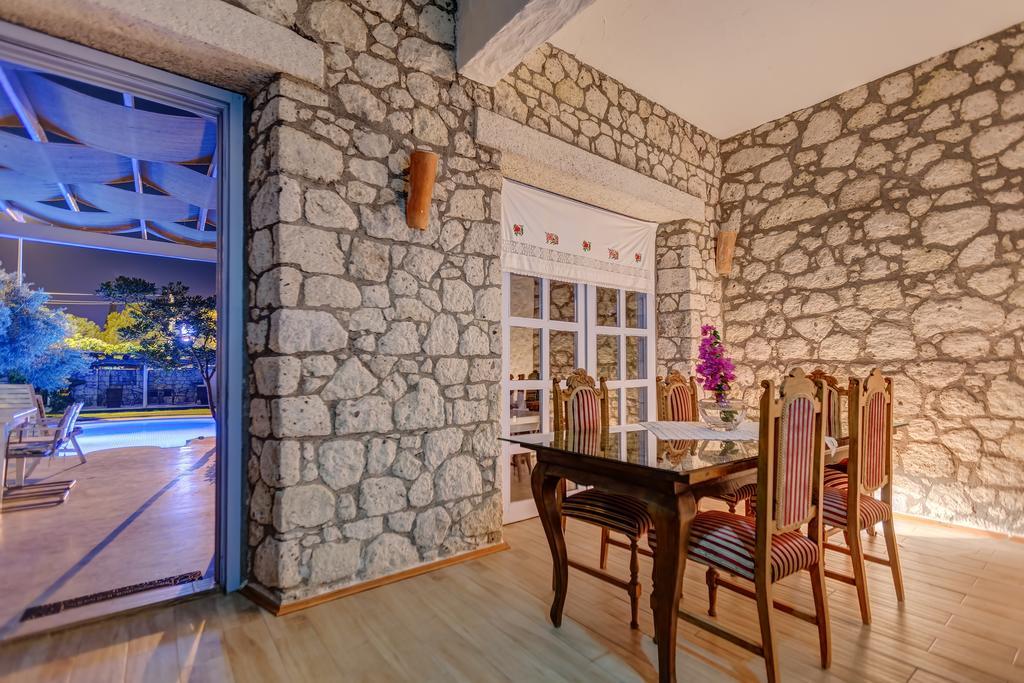 Lale Lodge Hotel Alacati Exterior foto